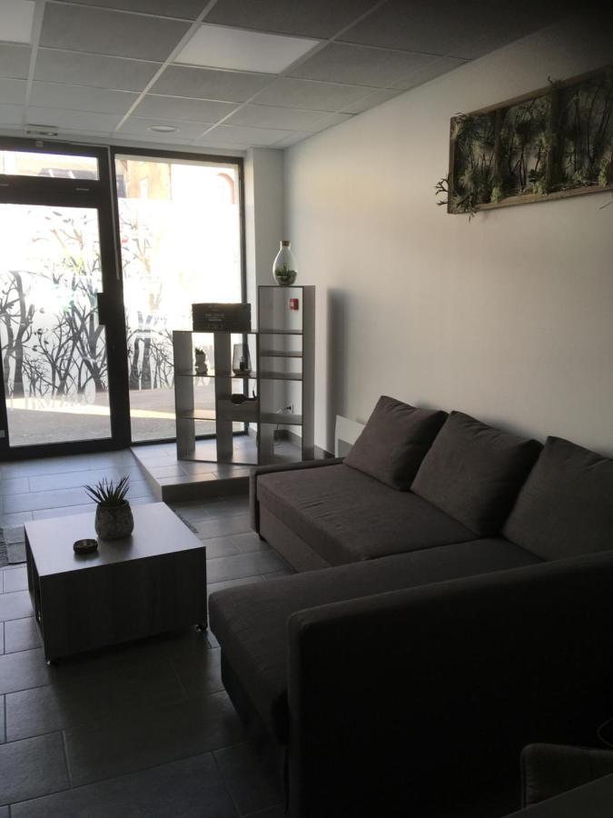 L'Appartement Charmant Apartment *